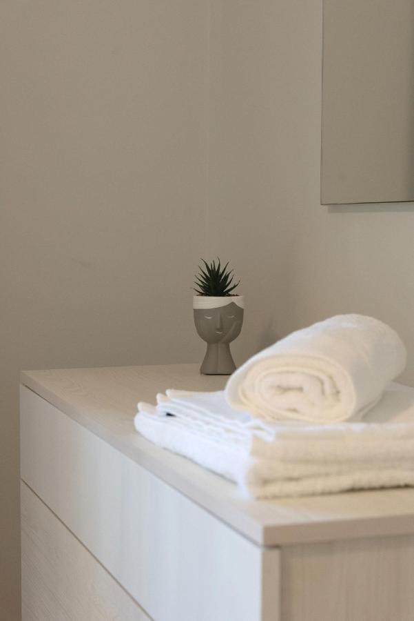 City Center Apartment Тирана Экстерьер фото